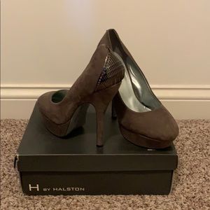 Cute Platform Pumps